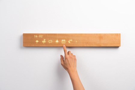 【mui】京都発の木製スマートデバイス（Natural）