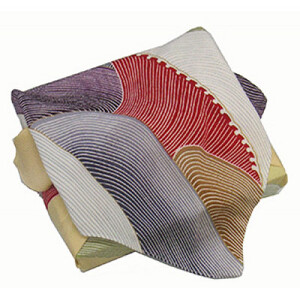 正絹縮緬友禅御風呂敷 (五彩浪)クリーム色_装飾品・工芸品 鞄・バッグ かばん カバン_