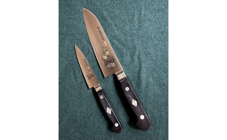 堺刀司　特別デザイン仕様モリブデン鋼三徳・ペティセット庖丁　　　　　　　　　　　　　