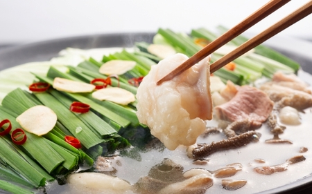 もつ鍋 音羽特製  2人前 野菜・麺付き 【otwa0005】