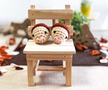 [56-02]チャーミングケア 2粒のどんぐり