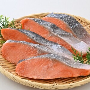 【正規品】無添加プレミアム骨なし銀鮭切身500g(約5～7切)【配送不可地域：離島】【1697779】