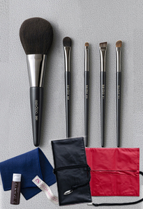 SHIORI メイクブラシ5本セット S-SET5[ウエダ 美粧堂 栞 化粧筆 メイク道具 メイクブラシ セット ブラシセット 化粧ブラシ ポーチ クリーナー 日本製 大阪府 八尾]