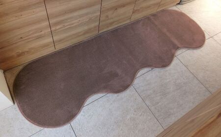 北欧風キッチンマット ラグマットタイプ 65×210cm ピーナッツ型 ココア 抗菌防臭 SEK 織人しきもの屋工房