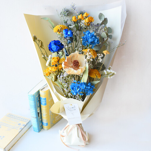 [母の日]プレミアムドライフラワー・ブーケ シェルフルール[お届け日:2026年5/4〜5/10 当店おまかせ ]母の日カード付き[ 母の日 ギフト アレンジ 花 贈り物 大阪府 門真市 ]