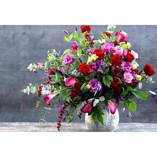 [母の日]洗練されたデザインの美しいアレンジメント ラフィネ[お届け日:2026年5/4〜5/10 当店おまかせ ]母の日カード付き[ 母の日 ギフト アレンジ 花 贈り物 大阪府 門真市 ]