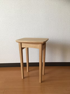 ナイトテーブル (オーク材) コンパクトなサイズが嬉しい|インテリア 日用品 雑貨 天然木 ナイトテーブル サイドテーブル [0260]