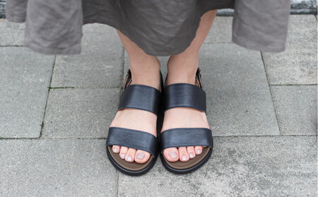 軽量2本ベルトサンダル