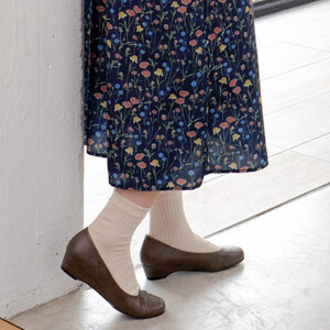 ウェッジプレーンパンプス|ダークグレー XL(25.0cm) レディース パンプス 3.5cmヒール ウエッジソール 幅広 甲高 外反母趾 ゆったり幅 大人気 靴 お仕事靴