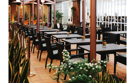 [ダイニング イグレック(神戸北野ホテル)]ペア食事券[神戸北野ホテル世界一の朝食]