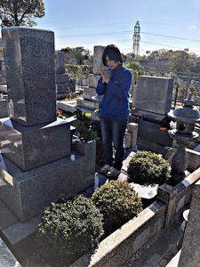 [神戸市内霊園限定] お花屋さんが行う、お墓参り代行サービス 仏花・写真付き報告書