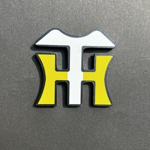 [HIBANAS]阪神タイガース承認 かわいい虎の磁石「TORAzy」 黄色[配送不可地域:沖縄県]