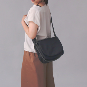 TUTUMU　Flap（S3900）ブラック