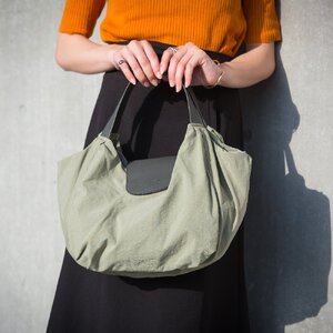 [豊岡鞄]TUTUMU BALLOON TOTE(S4200)オーク