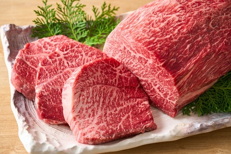 神戸牛ももステーキ450g