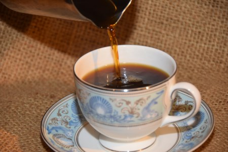 世界のハイクオリティコーヒー 2種×200g おまかせ定期便（12か月連続お届け）（挽き）