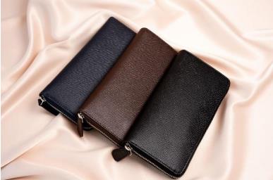  I-19　サフィアーノラウンド長財布　ネイビー