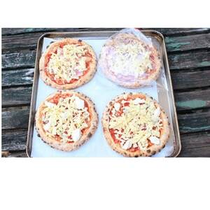 本場のナポリpizzaをご家庭でお楽しみください。 石薪窯焼きたて天然酵母ナポリpizza[配送不可地域:離島]