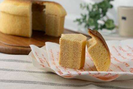 米菓バウム[きのこ]プレーン 常温発送 グルテンフリー 米粉 米粉菓子 小麦不使用 バウムクーヘン しっとりなめらか 優しい甘さ [1315]