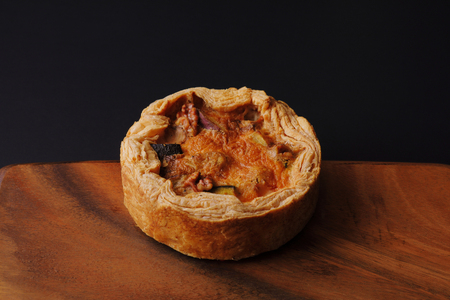 秋の味覚とゴルゴンゾーラのキッシュ