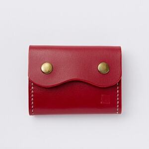 [ちっこくても使い易いミニ財布no.3]右利き用 かわいい赤革 多機能Boxタイプ 手縫い