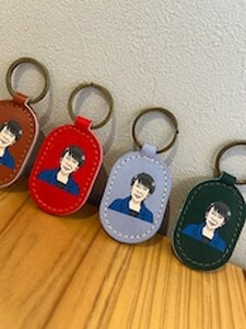 [高市早苗]オフィシャル キーリング レザーキーホルダー 野球 グローブ 本革 JINTO 奈良県