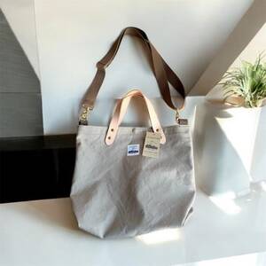 ALBERTON社の米軍帆布ARMY DUCKの便利なトートバック コヨウテ