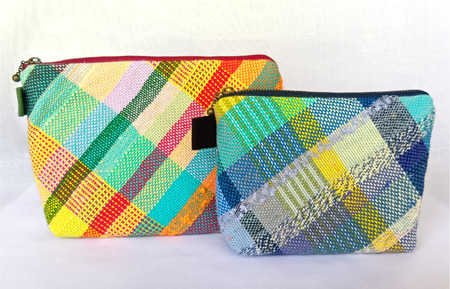 [思いやり型返礼品]さをり織り ポーチセット 障がい者支援 福祉作業所