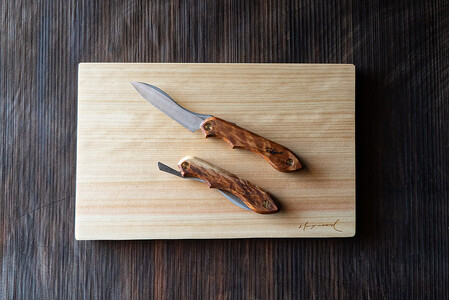 折畳式料理ナイフ(杉杢)、桧一枚板カッティングボード ー下北山村キャンプギアセットー 杉杢ナイフ