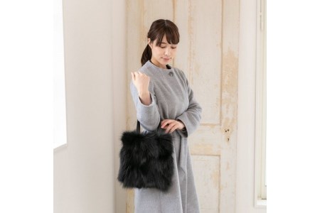 【0418-2】ちょっとした贅沢!フォックス毛皮手提げバッグ ブラック