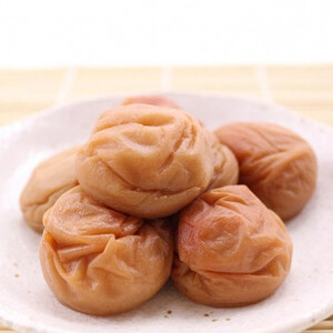 [贈答用]紀州南高梅 うす味梅 400g 化粧箱入 [US25]