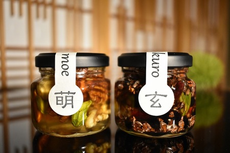 ナッツ・ドライフルーツの蜂蜜漬 峠プレミアム小瓶2種セット[萌(MOE)][玄(KURO)] [SW60]