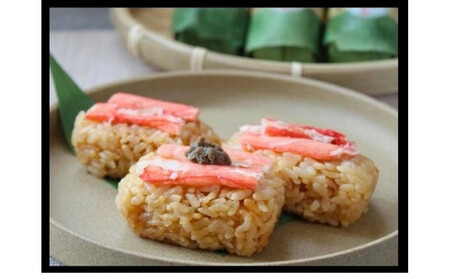 笹巻き蟹めし(8個入り)