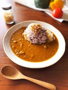 とりとるキッチンのスパイスカレー