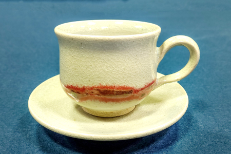 雪舟焼 コーヒーカップ&ソーサー(雲模様赤色)