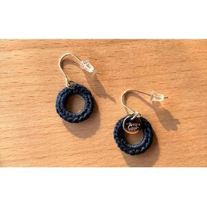 airy indigo ピアス