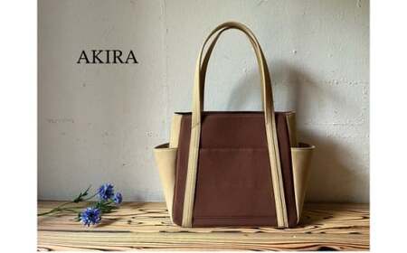 [2026年6月上旬発送開始][ AKIRA オリジナル][ マツコの知らない世界 で紹介されました!] 中型レディストートバッグ ダブルポケット ダークブラウン帆布×ベージュ 軽量 軽い 日本製 キャンバス 帆布 横型 肩掛け 通勤 通学 大容量 上質 カジュアル オシャレ レディース カバン 鞄 バック