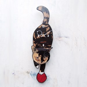 サビ-猫の振り子時計 (手に持たせるものを15種類の中から選べる)C