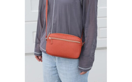 ＼年内発送／ミニポシェット/ ブラウン M134