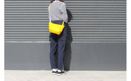 ＼年内発送／ポシェット /イエロー M023