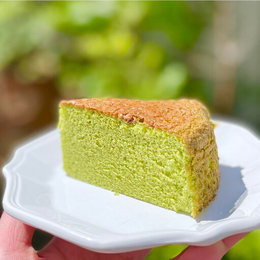 [先行予約]広島浪漫「濃厚バターケーキ」お抹茶のルートヴィヒII世(2026年5月上旬以降発送)