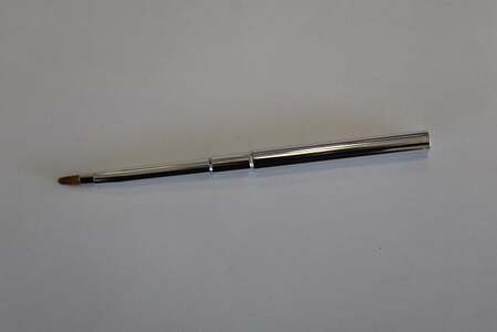 熊野化粧筆 回転式携帯リップブラシ TRK-02[メイクブラシ 化粧筆 リップブラシ リップ リップメイク 携帯用 旅行用 熊野筆 伝統工芸 職人技 高級筆 ギフト 贈り物] 21-44