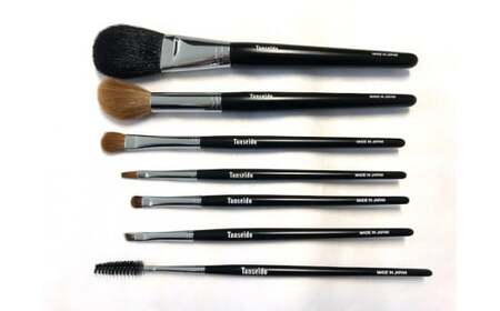 熊野化粧筆 プロフェッショナルセット[メイクブラシ 化粧筆 フェイスブラシ チークブラシ アイシャドウブラシ 熊野筆 伝統工芸 職人技 高級筆 セット ギフト 贈り物] 21-49