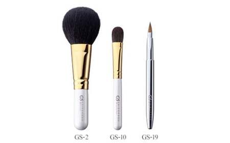 熊野化粧筆 GSシリーズ3点セットブラシ[メイクブラシ 化粧筆 フェイスブラシ チークブラシ アイシャドウブラシ 熊野筆 伝統工芸 職人技 高級筆 セット ギフト 贈り物] 26-63