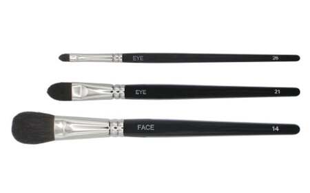 熊野化粧筆 灰リス製 3本セット[メイクブラシ 化粧筆 フェイスブラシ チークブラシ アイシャドウブラシ 灰リス 高級筆 熊野筆 伝統工芸 職人技 セット ギフト 贈り物] 28-15