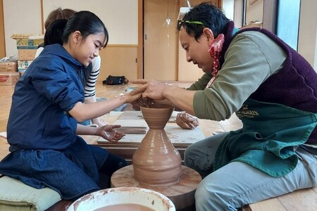 萩焼作家 波多野英生との作陶体験物語 [完全予約制/萩焼作陶体験1名様分]|HGH00019