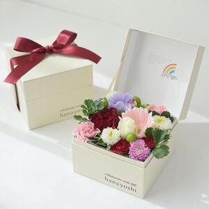 [生花BOXアレンジ]徳島市立高校の生徒さんと考えた ボックスフラワー 生花 hana cube x IRP ロスフラワー をなくしたい