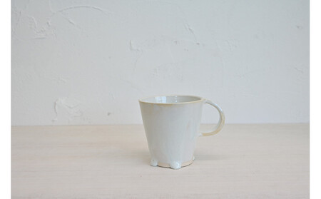 [a little Bianca (白)]マグカップ