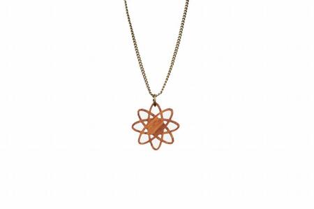 幾何学模様の木のペンダント O-CA