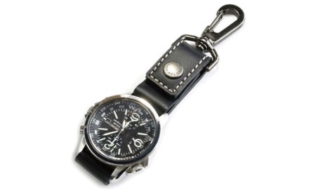 ぬめ革の時計ホルダー／Type-A（幅：20mm）腕時計 レザー ホルダー 吊り下げ ブラック キャメル バンナイズ VanNuys ブラック